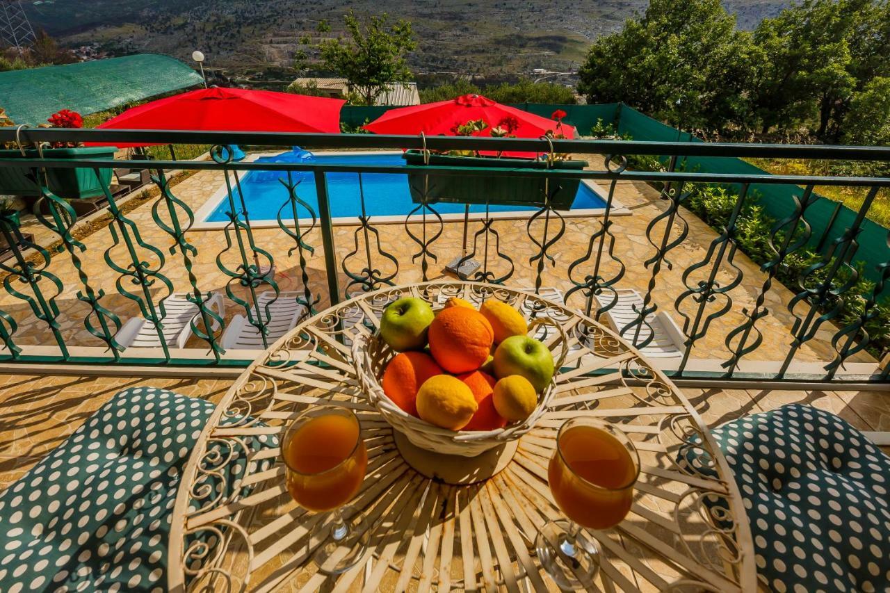 Holiday Home Cherry Tree Žrnovnica Extérieur photo